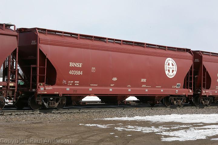 BNSF 403584 - Hopper.jpg